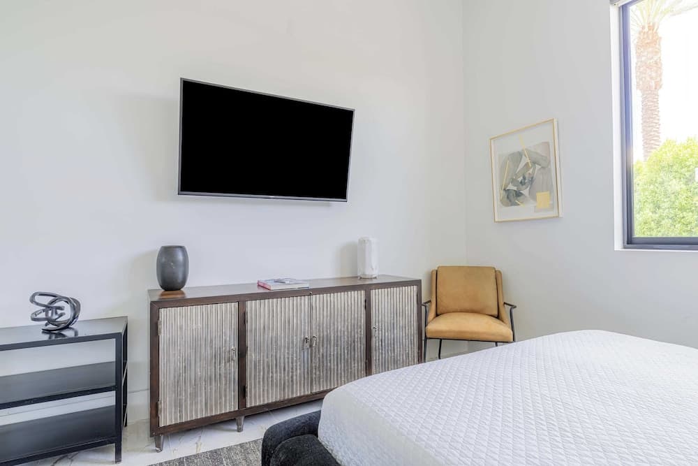 Bravo Villa #9 - Image 72