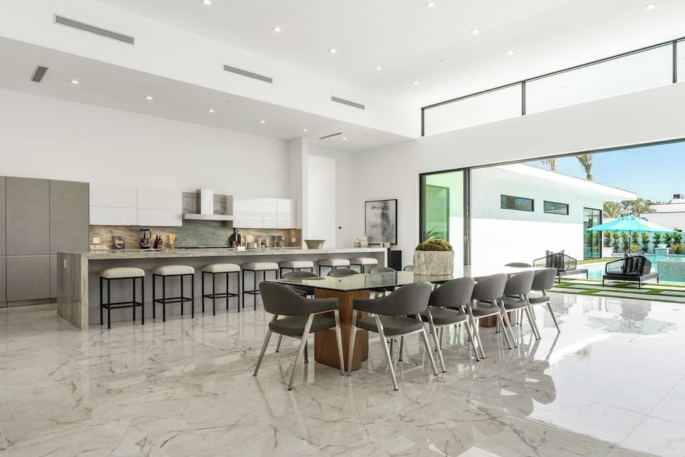 Bravo Villa #4 - Image 5