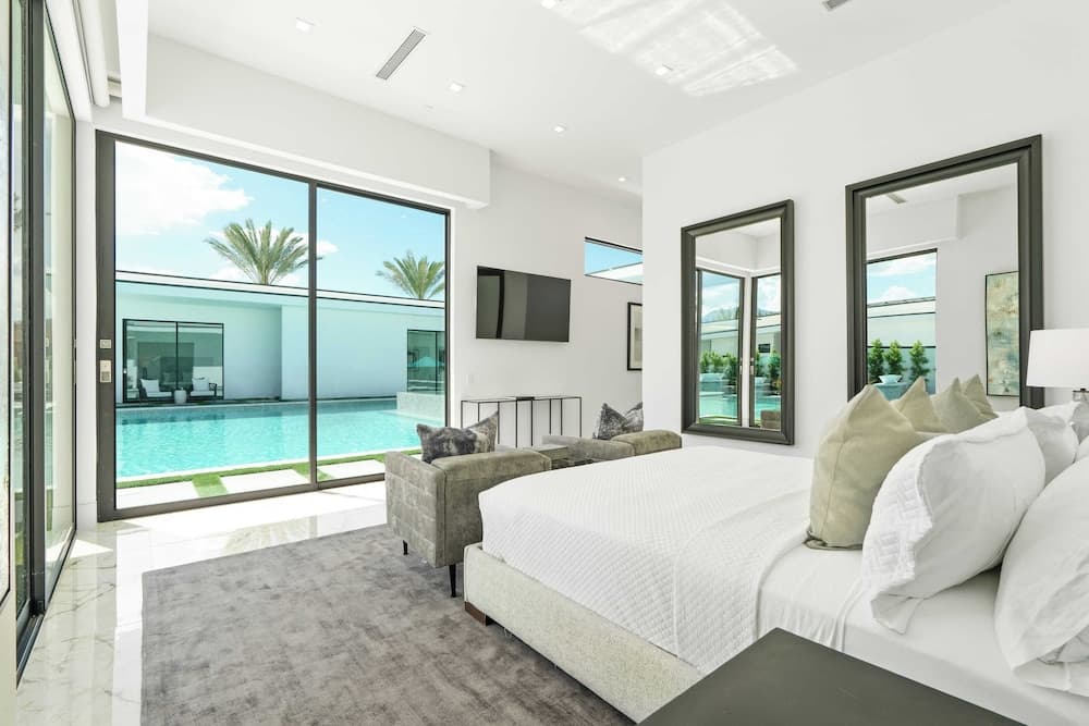 Bravo Villa #4 - Image 38