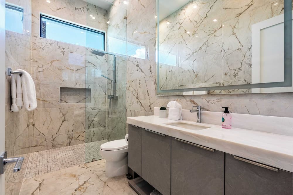 Bravo Villa #4 - Image 46