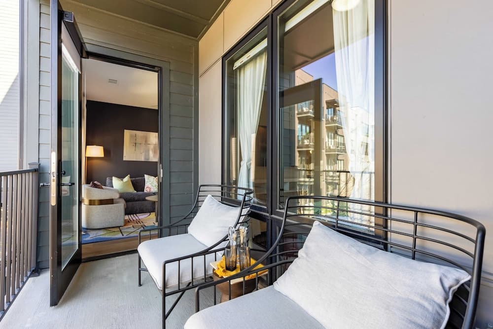 Midtown Moderns - Image 4