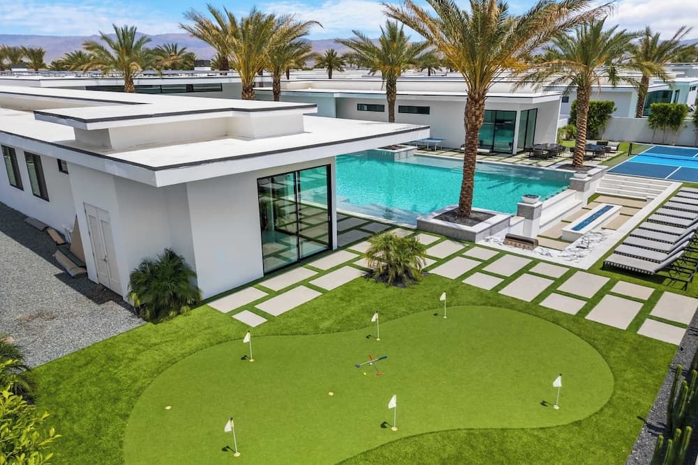 Bravo Villa #12 - Image 2