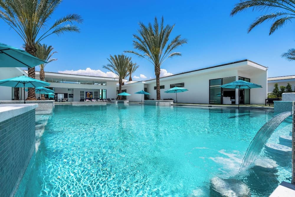 Bravo Villa #12 - Image 6