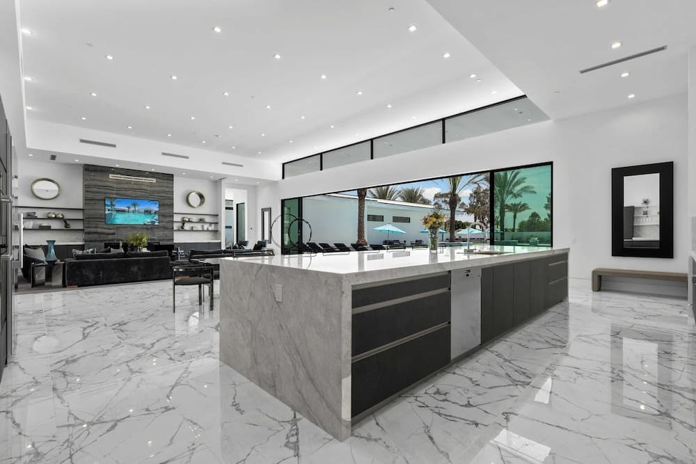 Bravo Villa #12 - Image 11