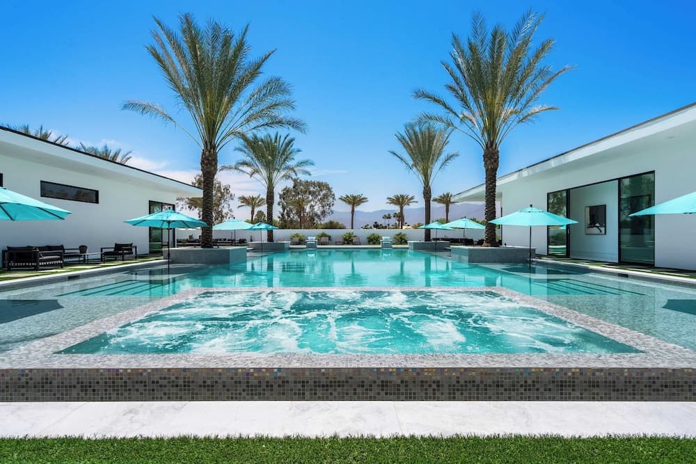 Bravo Villa #12 - Image 46