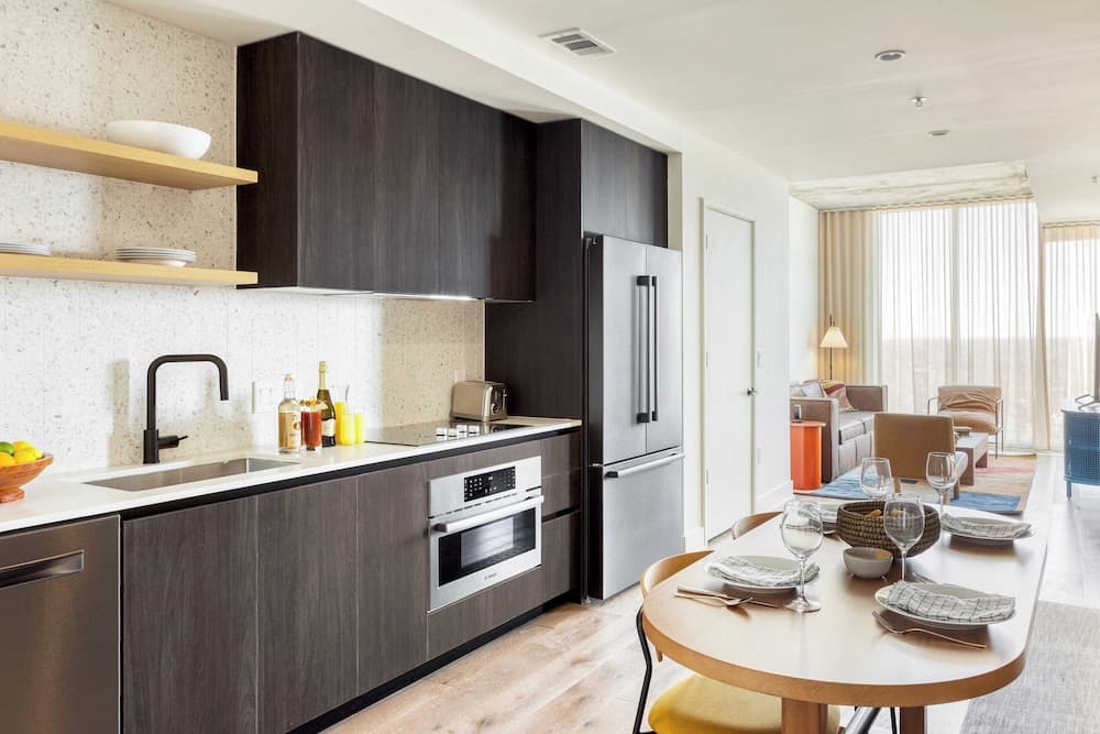 New Austin High Rise Condo - Image 2