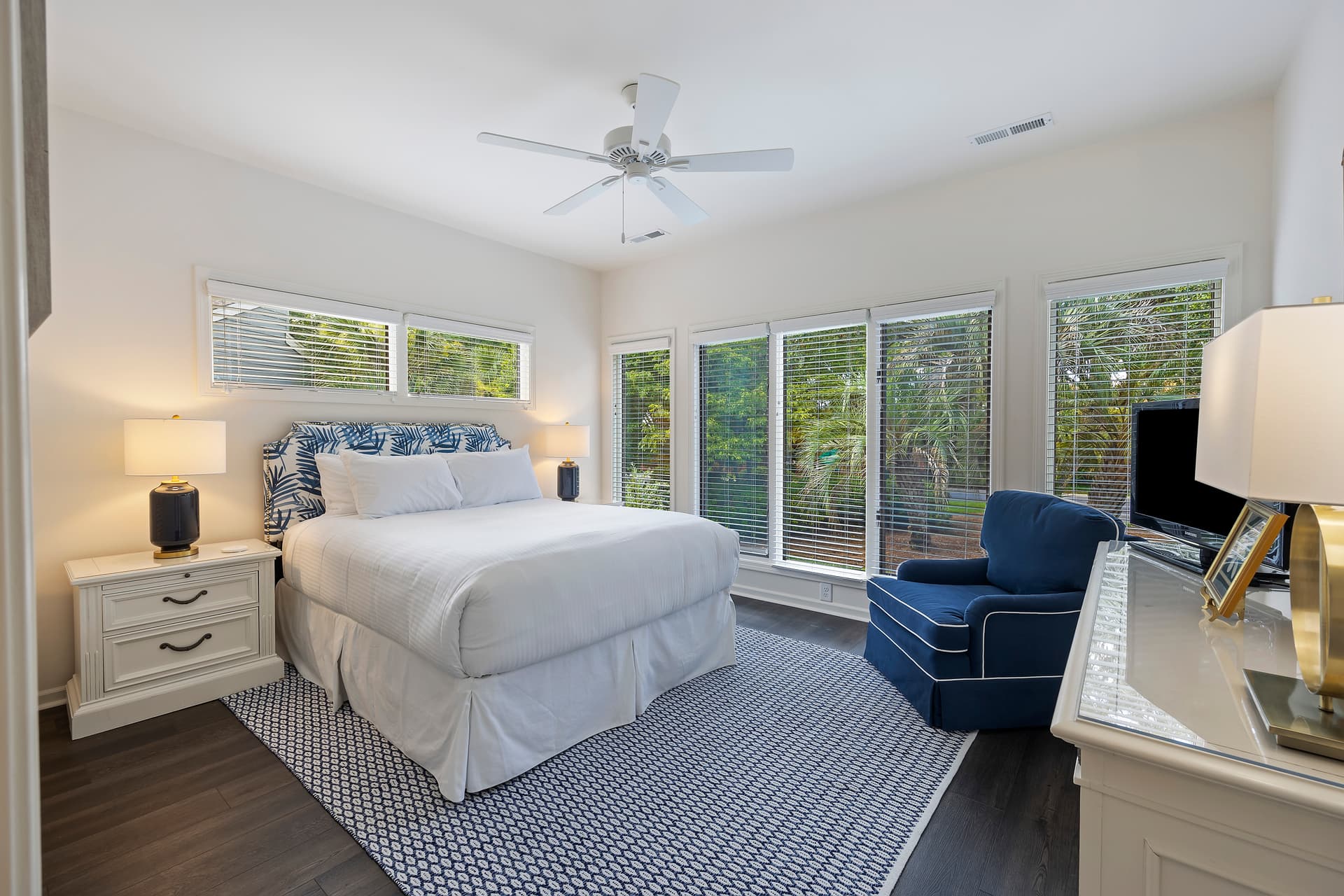 Sea Marsh - Image 17