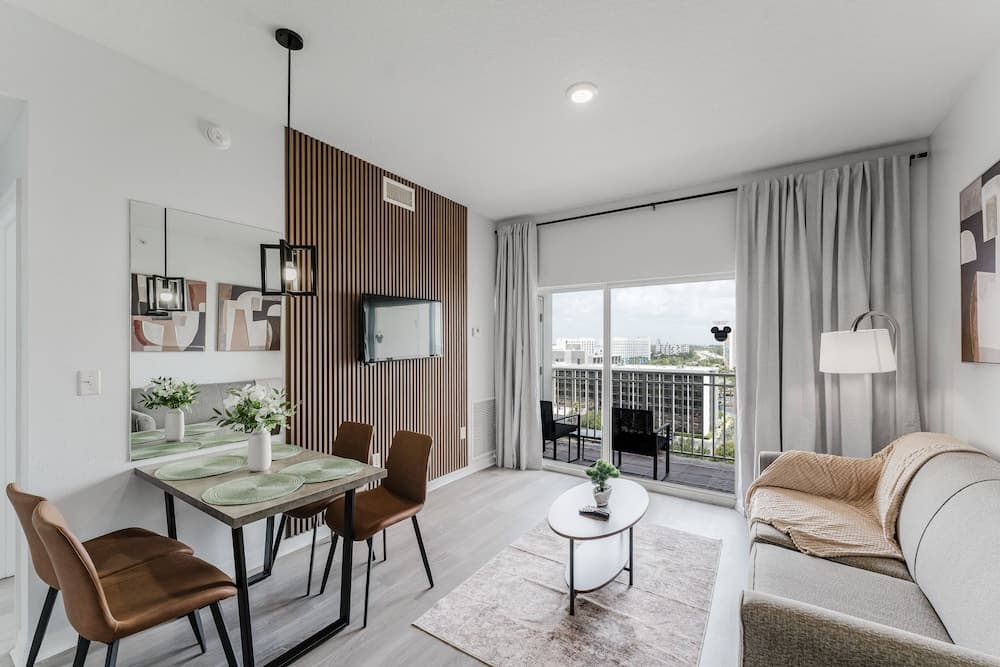 I Drive Escape - Image 1