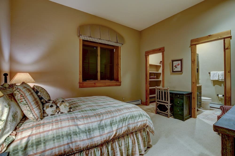 Snowberry - Image 20