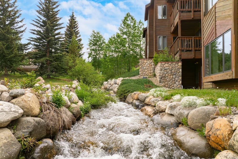 Snowflake Townhome - Image 2