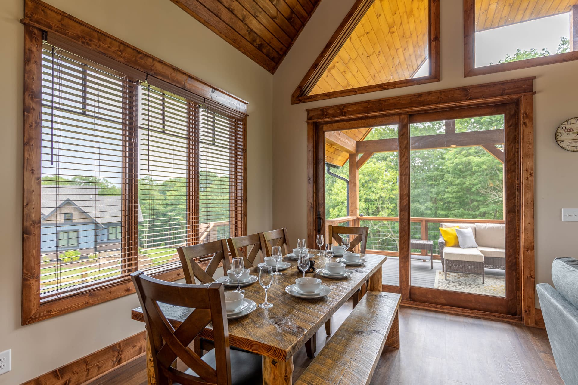 Soaring Hawk Home - Image 4