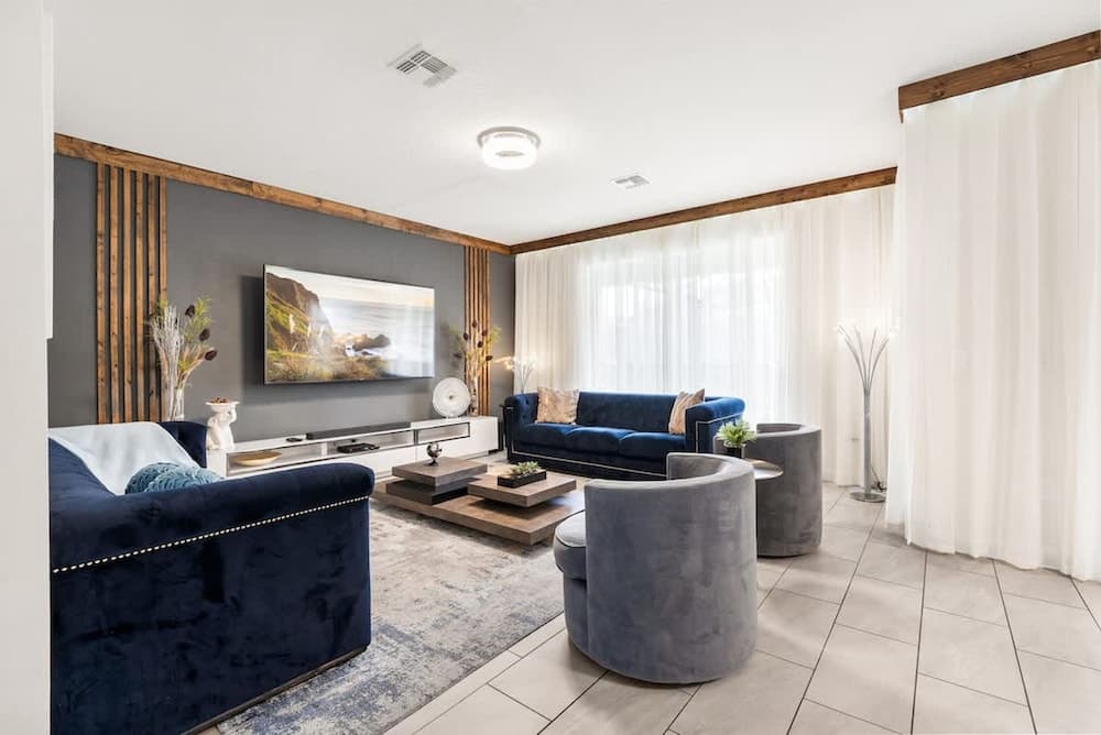 Sophisticated Dreambound Oasis - Image 2