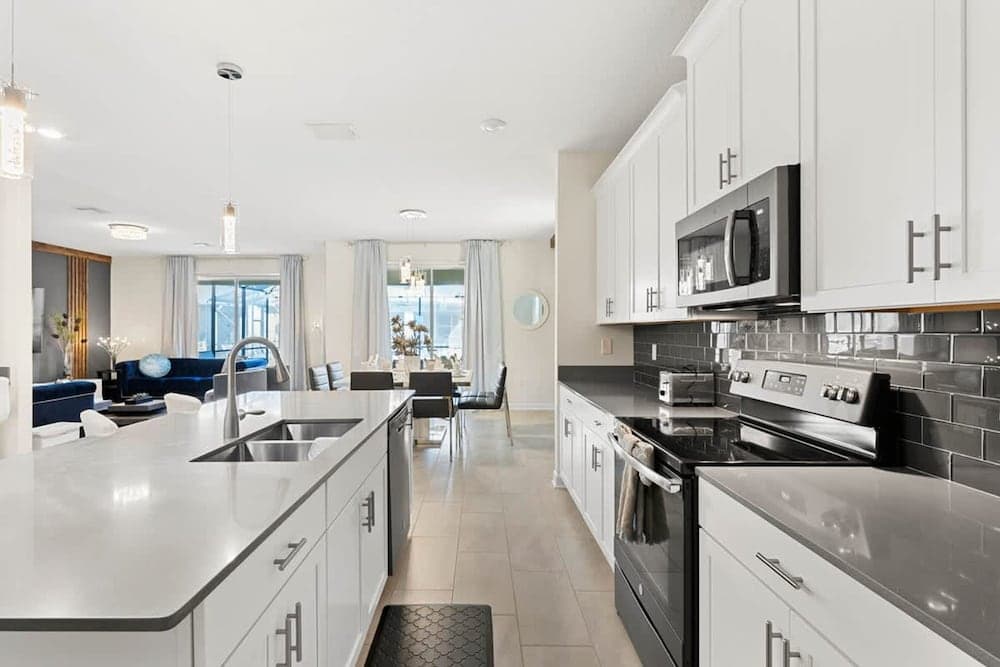 Sophisticated Dreambound Oasis - Image 9