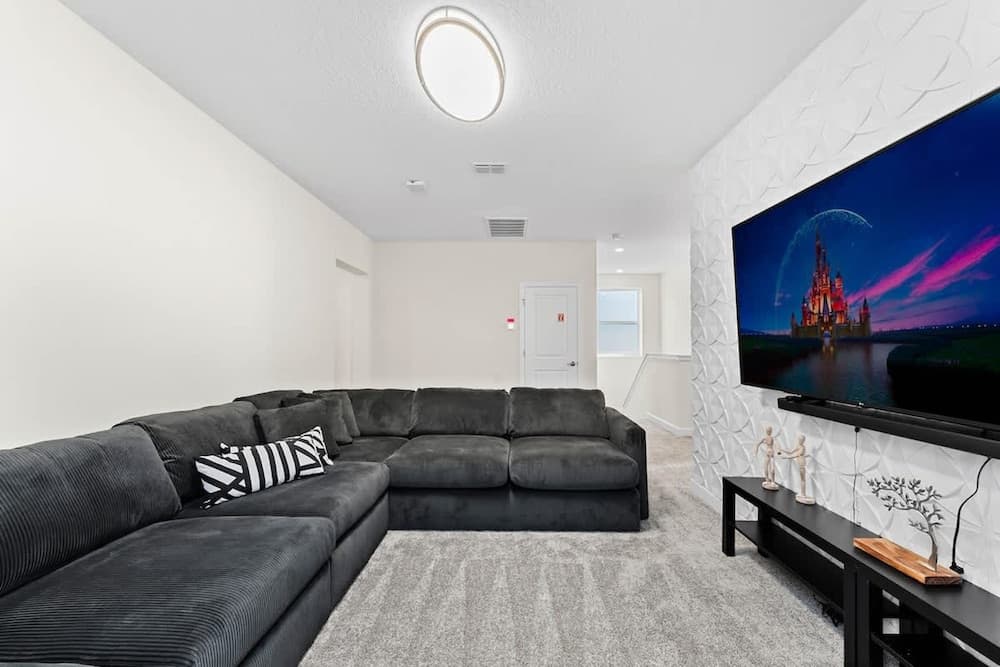 Sophisticated Dreambound Oasis - Image 19