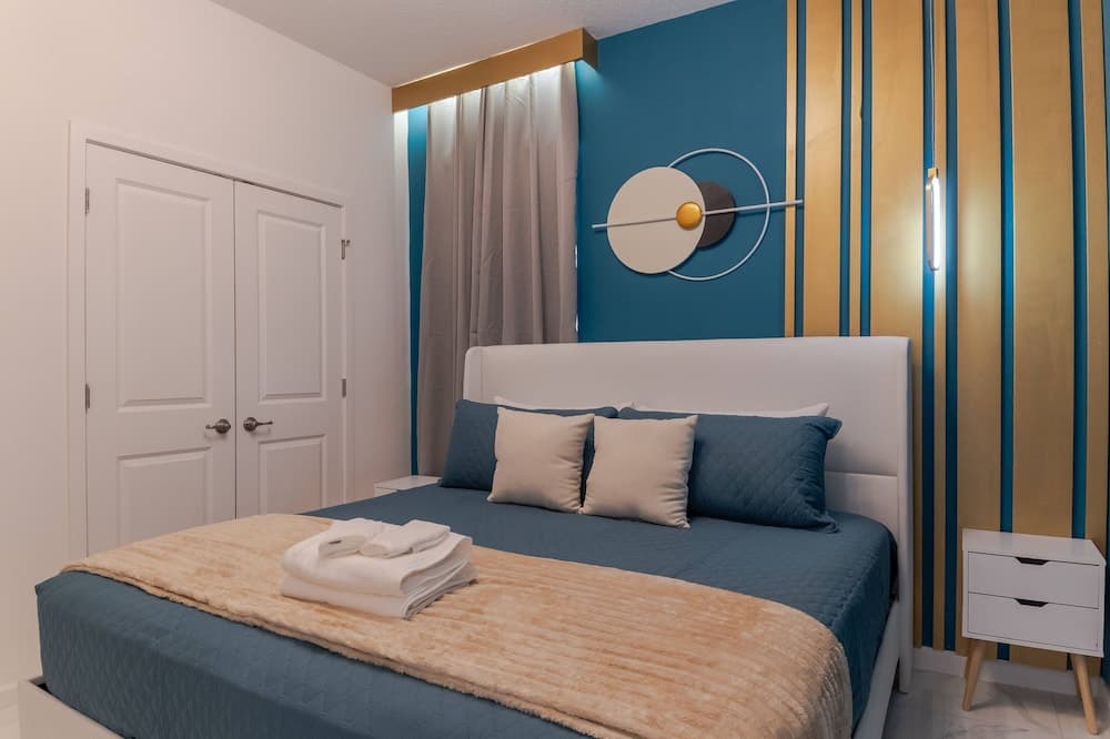 Sophisticated Shanti - Image 14