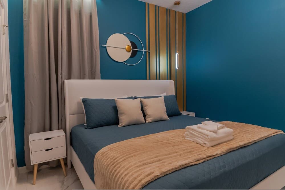 Sophisticated Shanti - Image 16