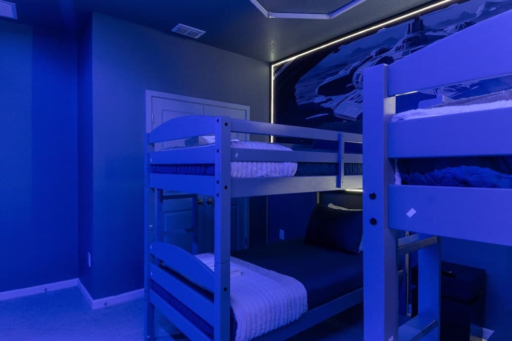 Sophisticated Shanti - Image 26