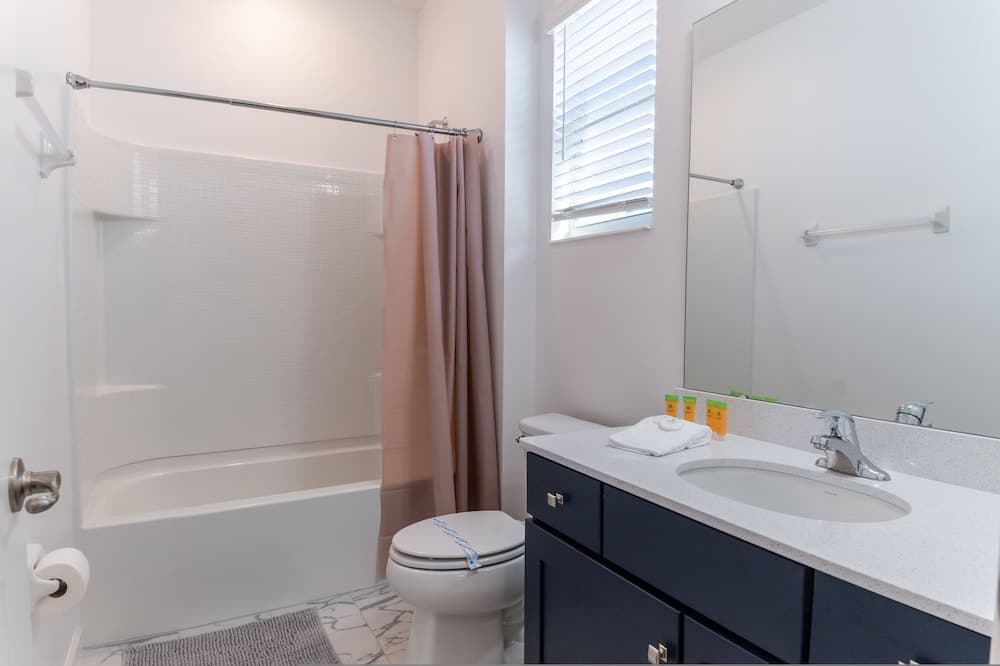 Sophisticated Shanti - Image 35