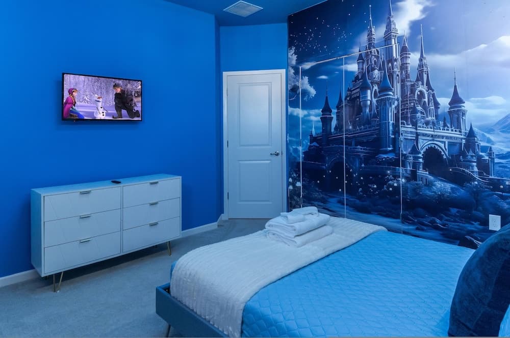 Sophisticated Shanti - Image 38