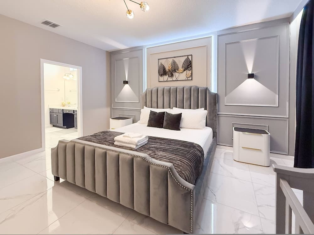 Sophisticated Shanti - Image 43