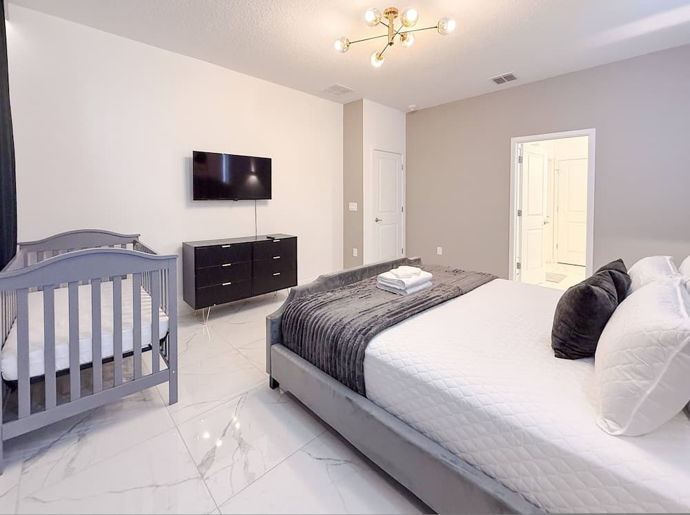 Sophisticated Shanti - Image 44