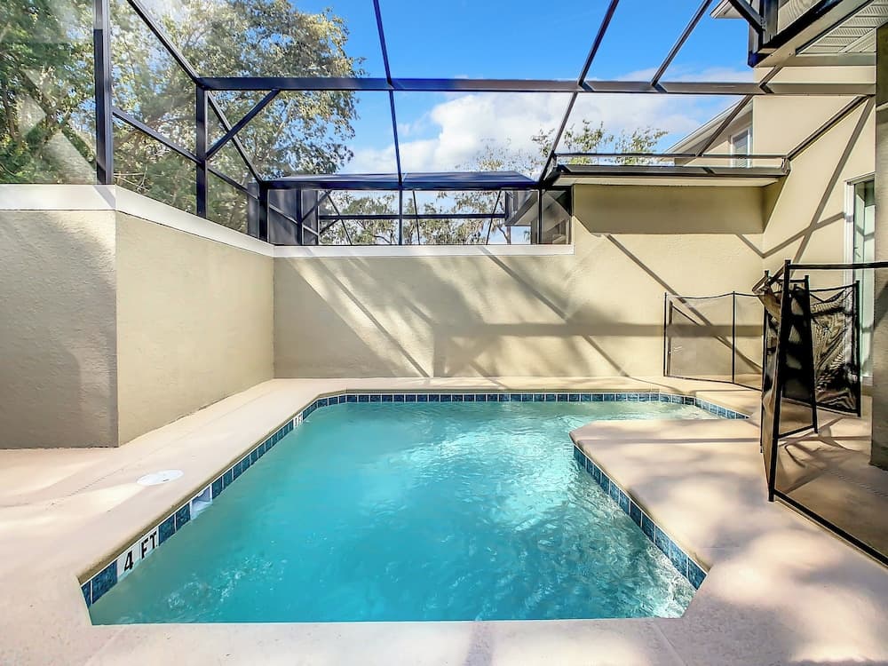 Sophisticated Living at Storey Lake - Image 2