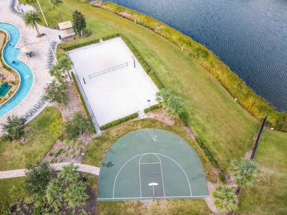 Sophisticated Living at Storey Lake - Image 32