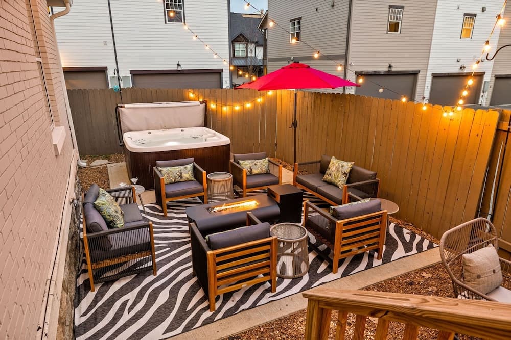 Southern Elegance - Image 2