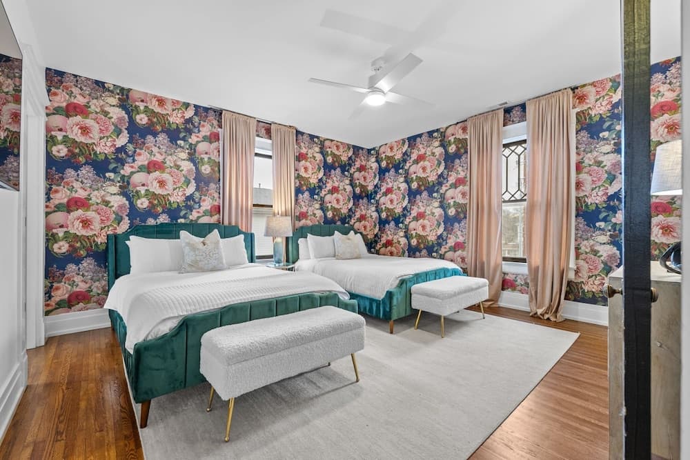 Southern Elegance - Image 2