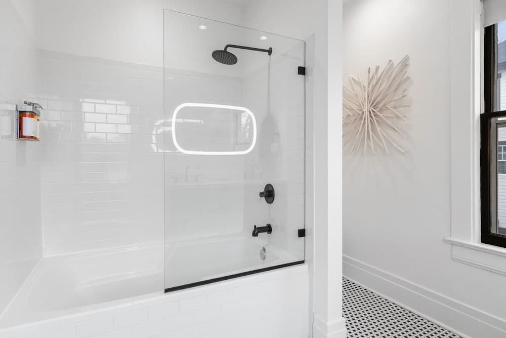 Southern Elegance - Image 12