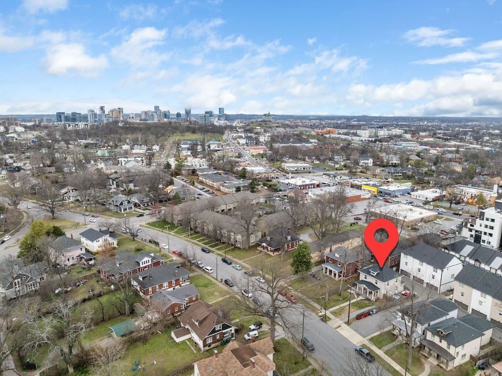 Southern Elegance - Image 3