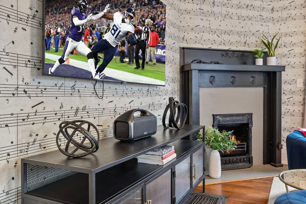 Southern Elegance - Image 6