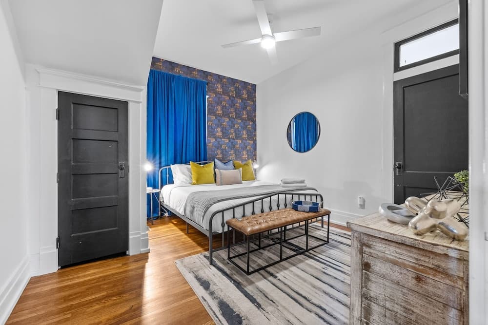 Southern Elegance - Image 19