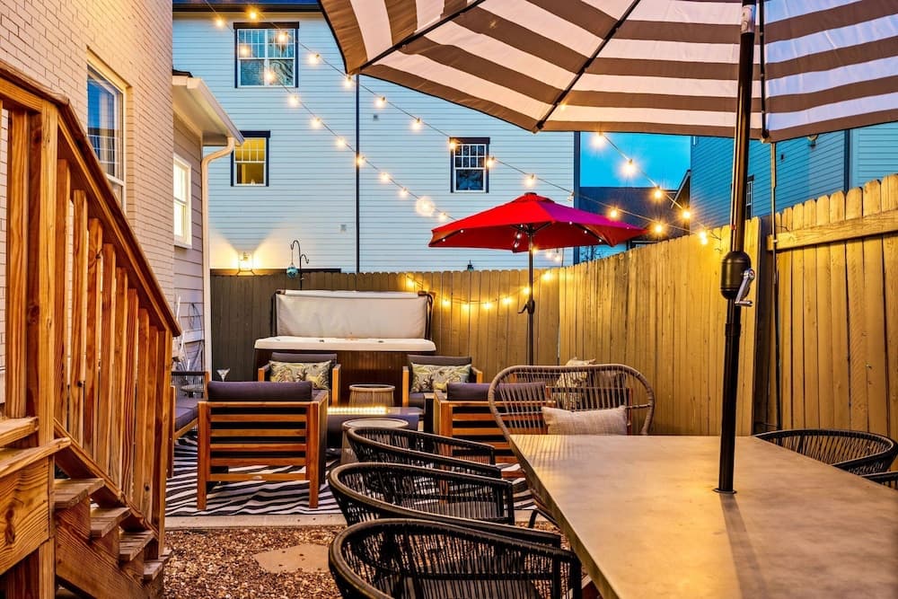 Southern Elegance - Image 37