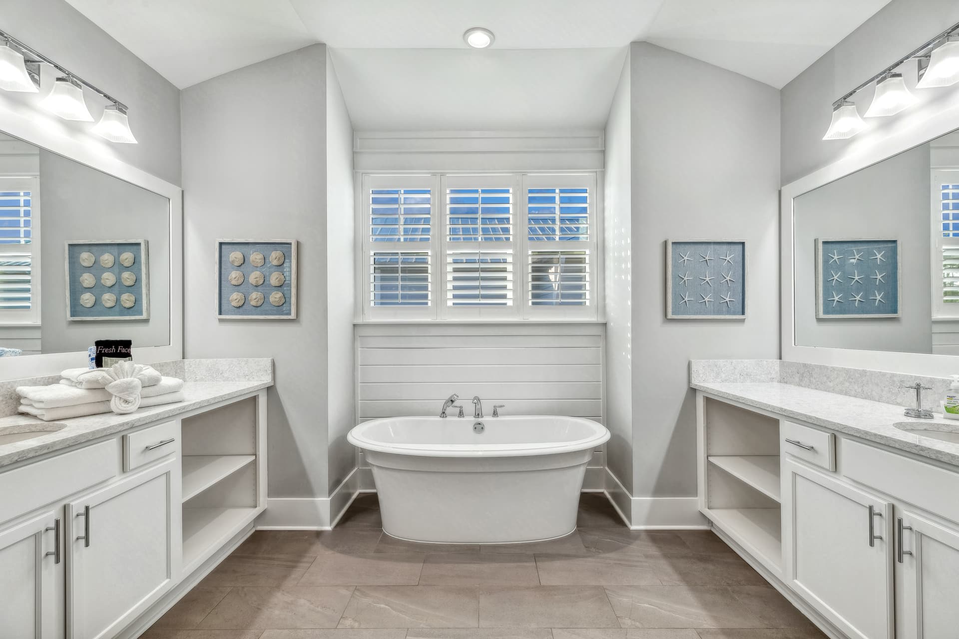 Southern Grace - Image 17