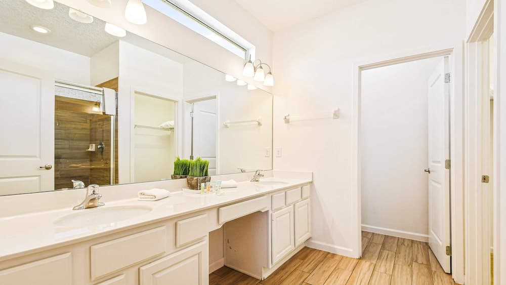 Marcello Boulevard Villa - Image 35