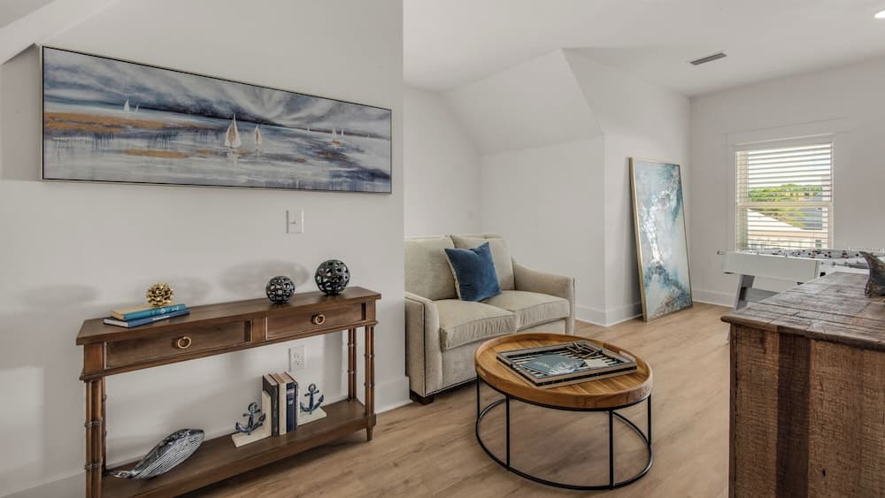 Serene Stay - Image 32