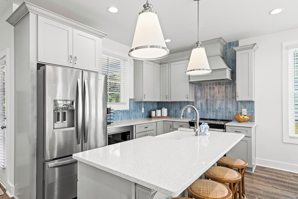 Relax & Reconnect at Coastal Breeze - Image 5