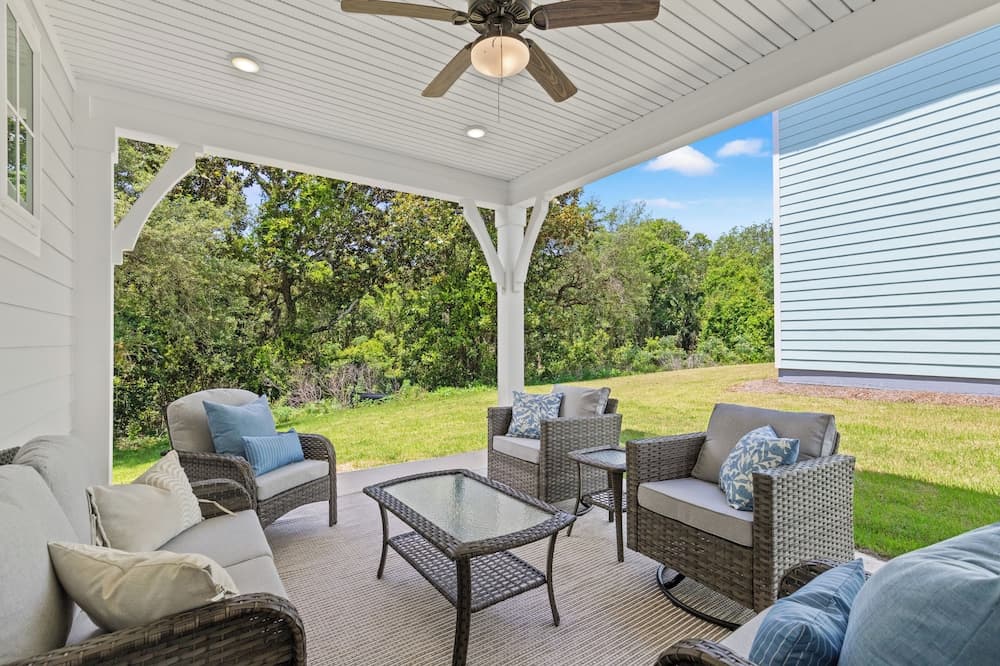 Relax & Reconnect at Coastal Breeze - Image 2