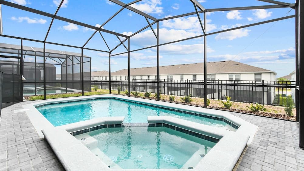 Gentry House - Image 42