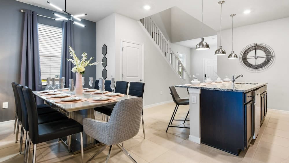 Gentry House - Image 3