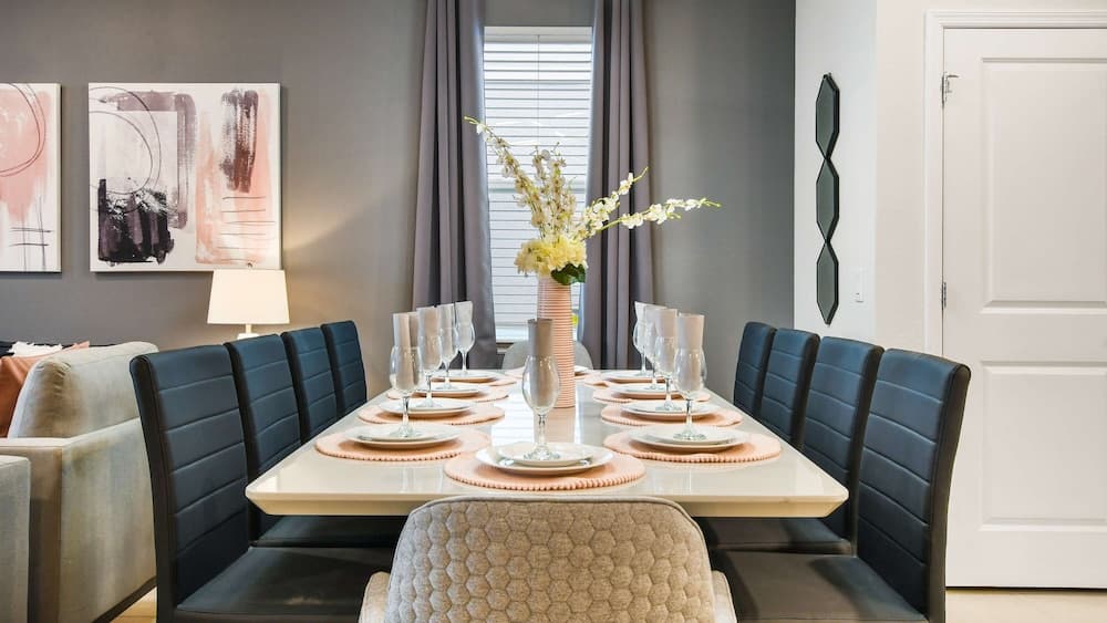 Gentry House - Image 6