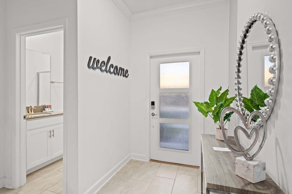 Wanderwish Townhome - Image 6