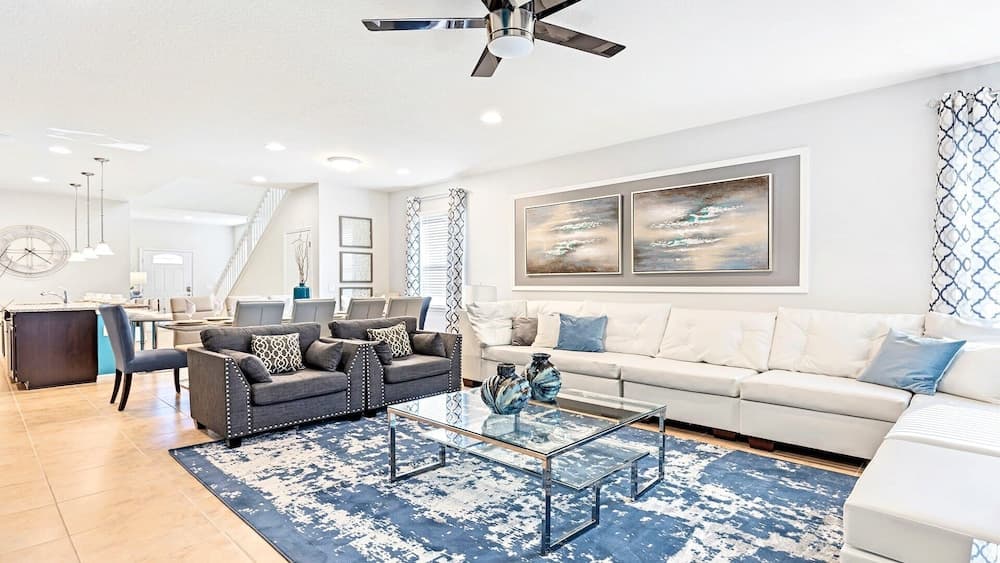 Storybook Sweet House - Image 1