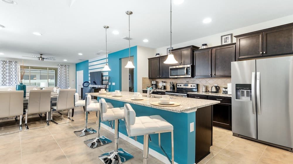 Storybook Sweet House - Image 5