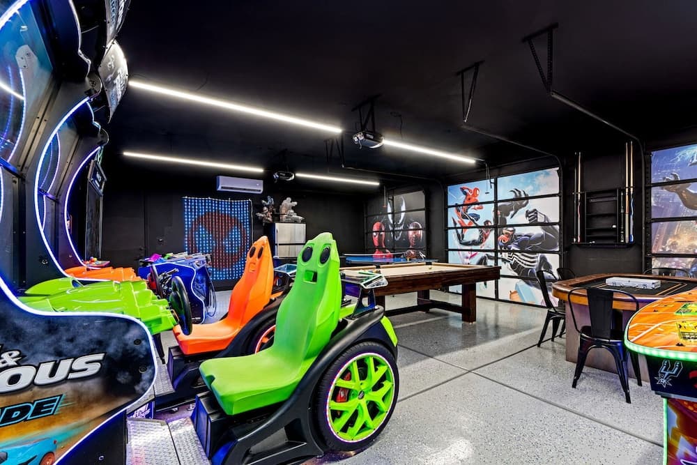 Spider Man House - Image 4