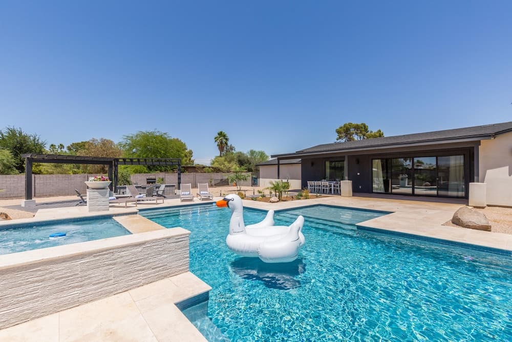 Sport & Splash - Image 1