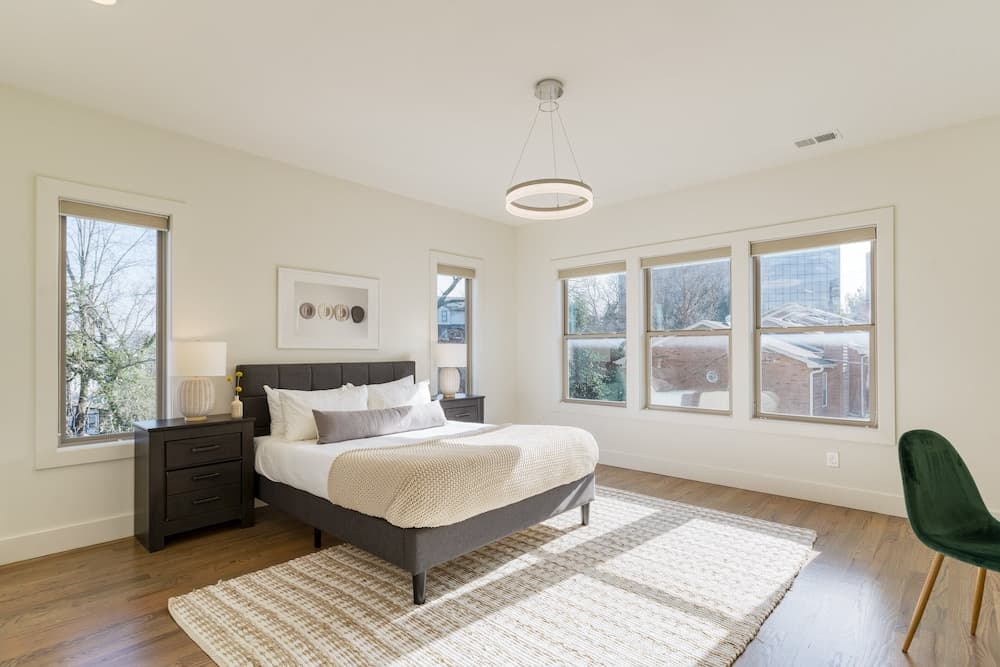 Springsteen Townhouse - Image 4