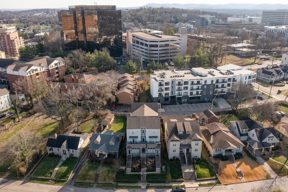 Springsteen Townhouse - Image 3