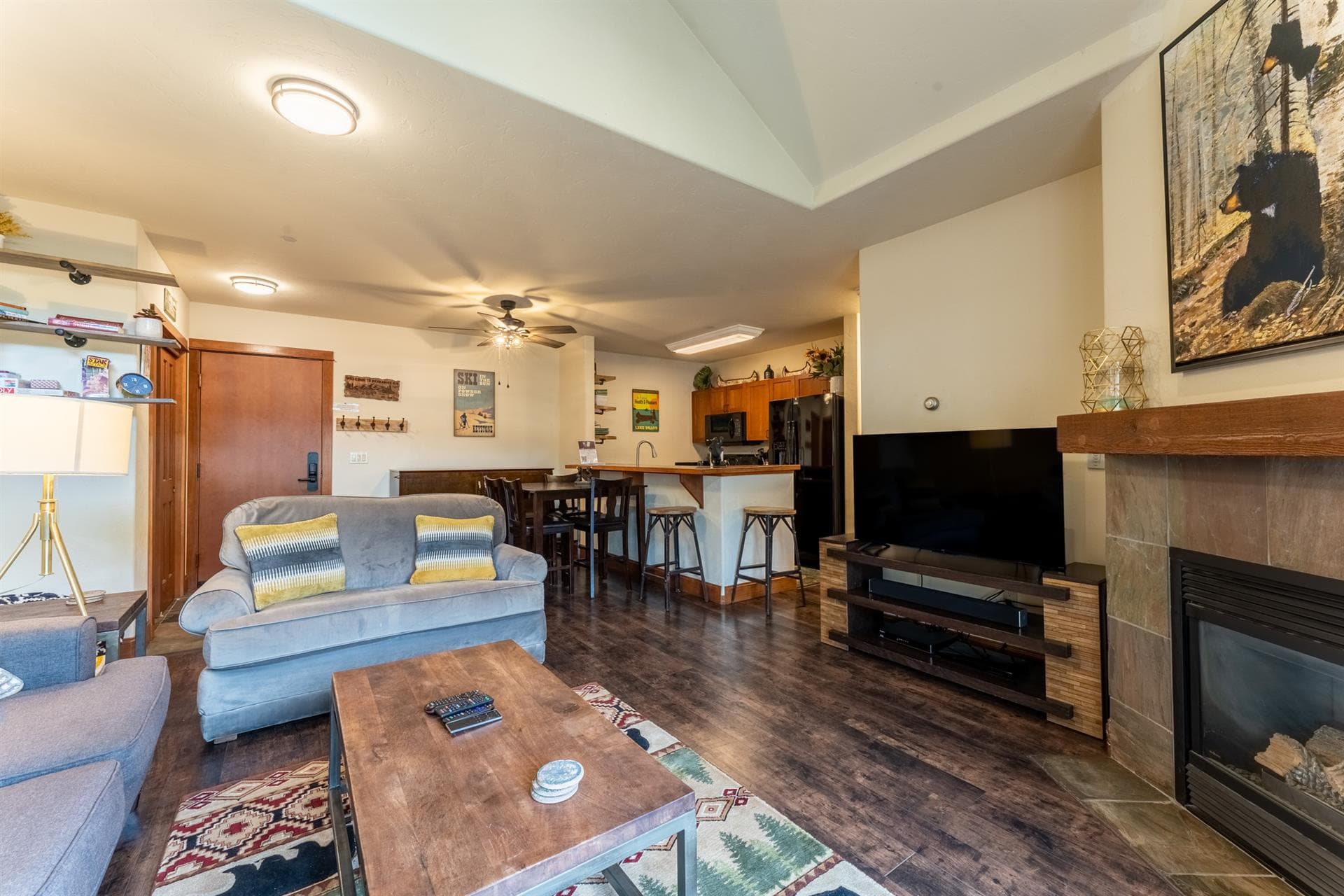 Misty Mountain House - Image 2